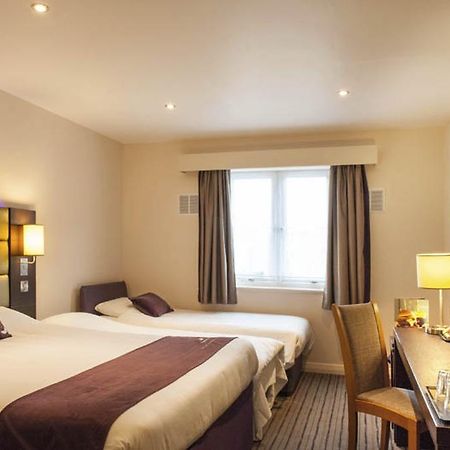 Premier Inn Aberdeen Airport - Dyce Buitenkant foto