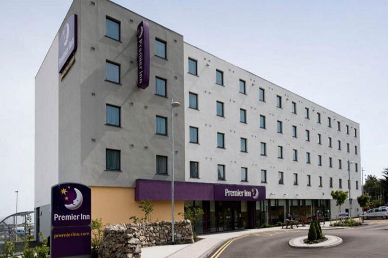 Premier Inn Aberdeen Airport - Dyce Buitenkant foto