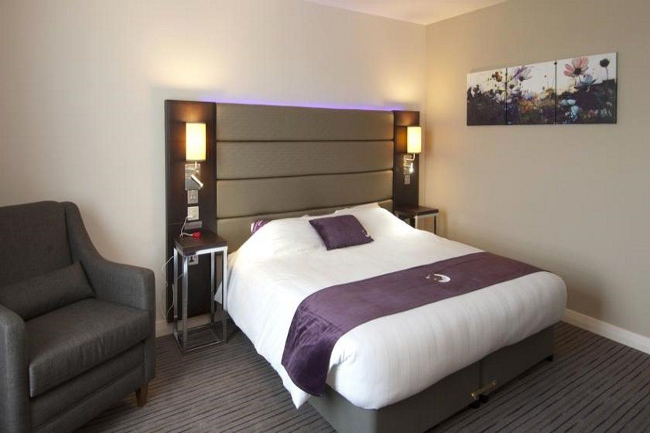 Premier Inn Aberdeen Airport - Dyce Buitenkant foto