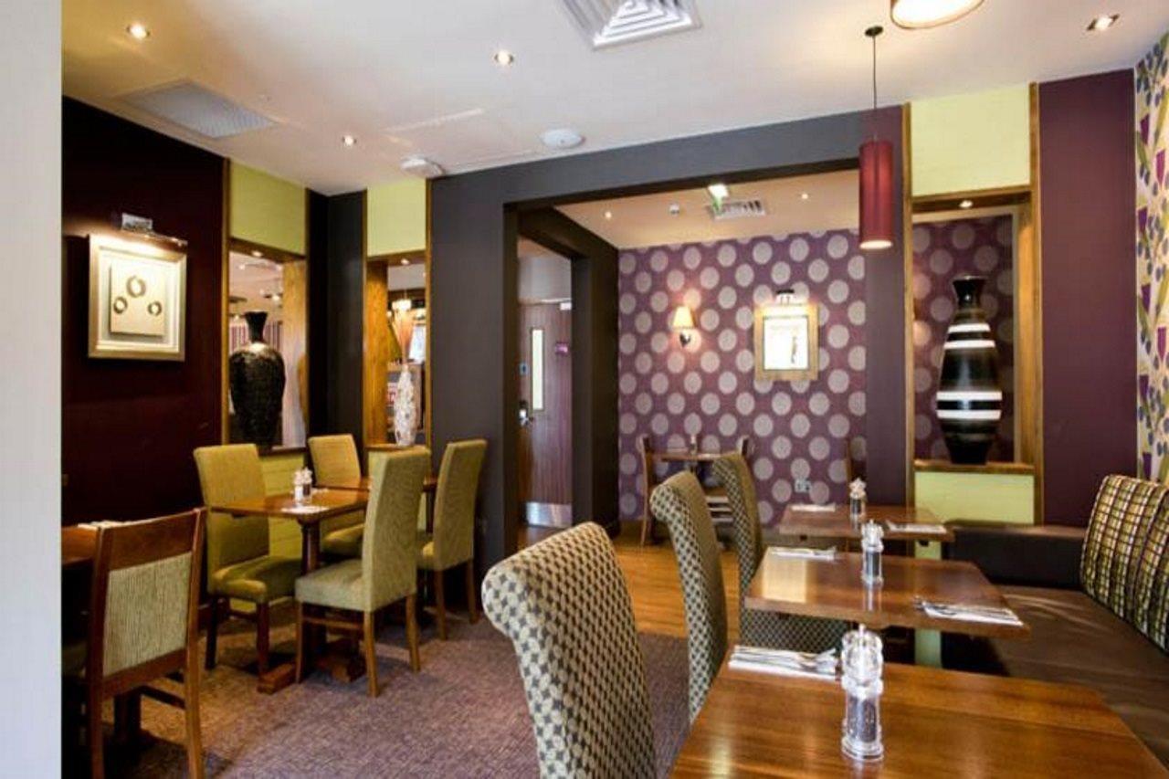 Premier Inn Aberdeen Airport - Dyce Buitenkant foto